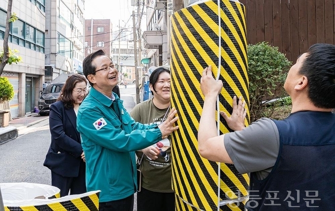 영등포구, 전신주 보호대 설치… 교통약자 안전사고 예방