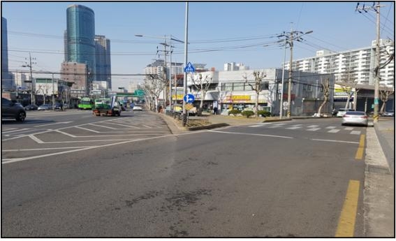 교통섬 철거 전