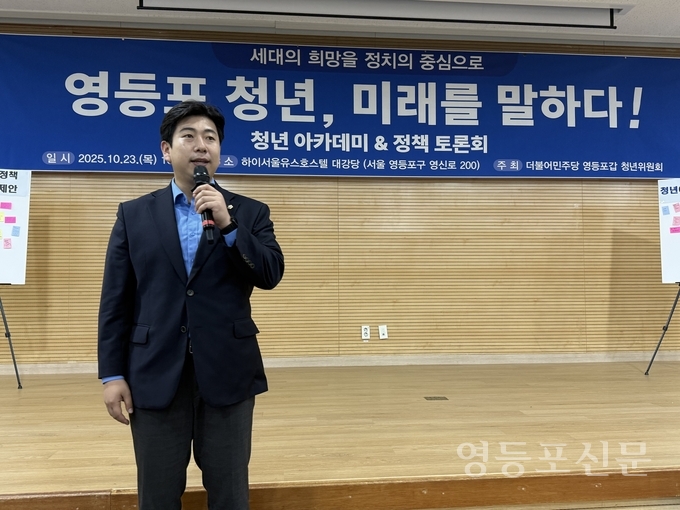 전승관 위원장이 인사말을 하고 있다.